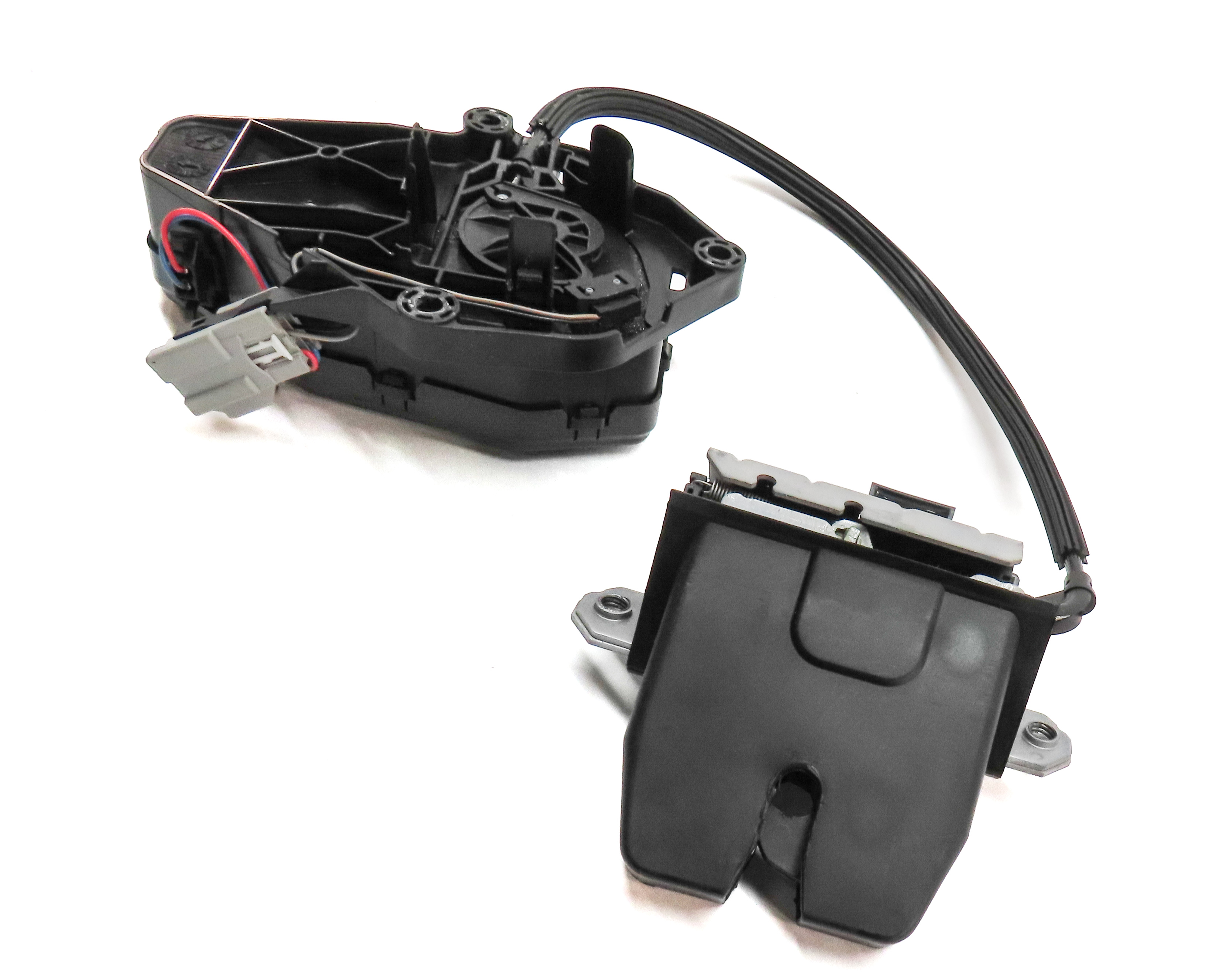 2013 RANGE ROVER EVOQUE (L538) REAR TRUNK HATCH LID LOCK LATCH ACTUATOR MOTOR — exact item pictured